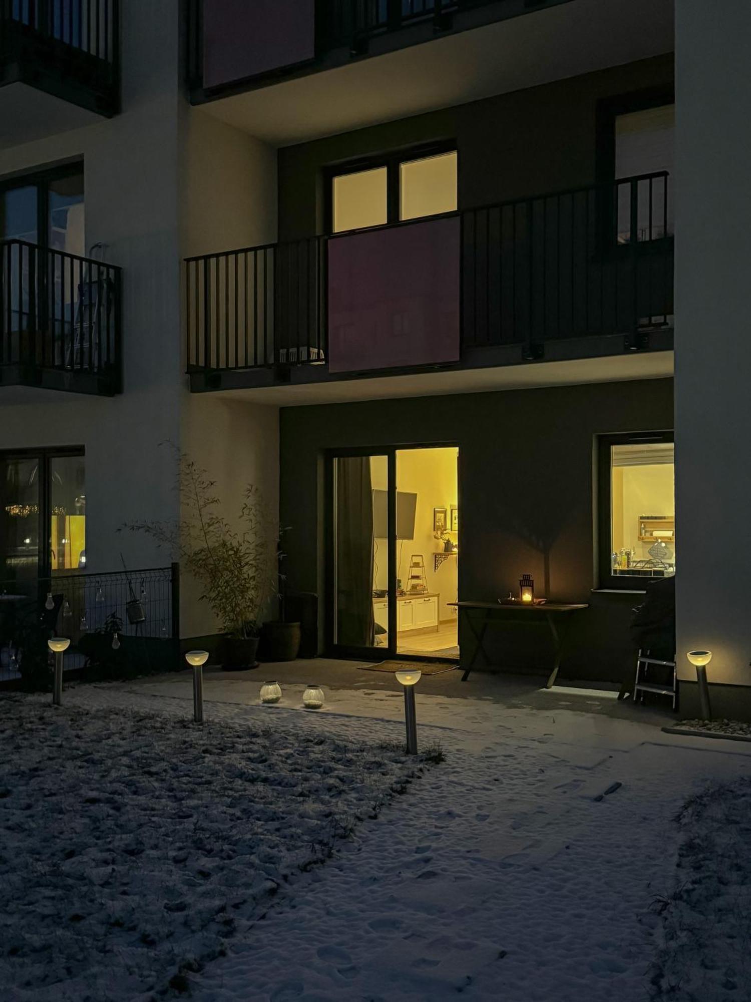 Relax&Comfort New Waw 50 Sqm With Terrace, Garden, Free Parking And Ac Varsó Kültér fotó