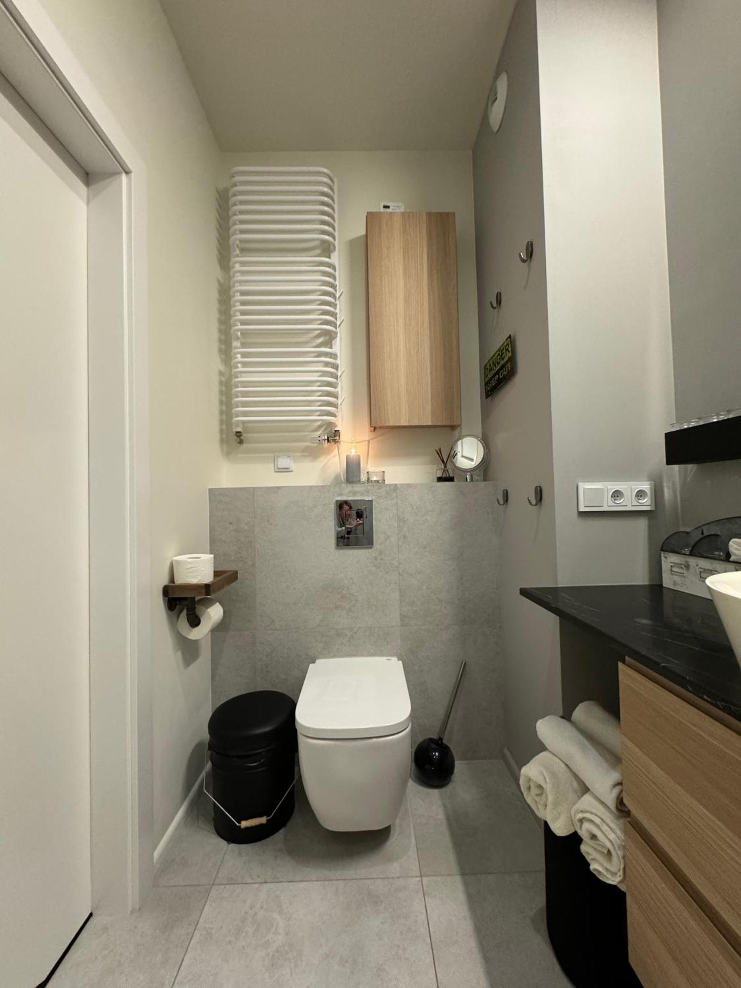 Relax&Comfort New Waw 50 Sqm With Terrace, Garden, Free Parking And Ac Varsó Kültér fotó